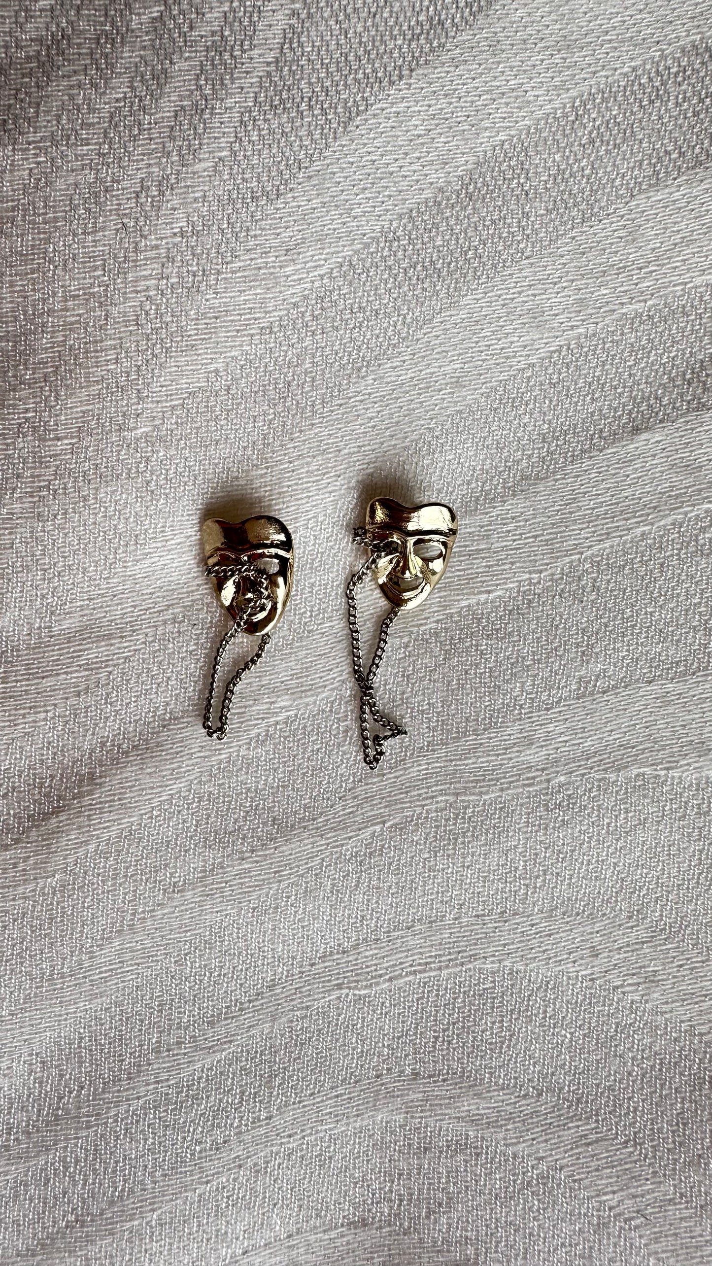 Aretes Melpomene